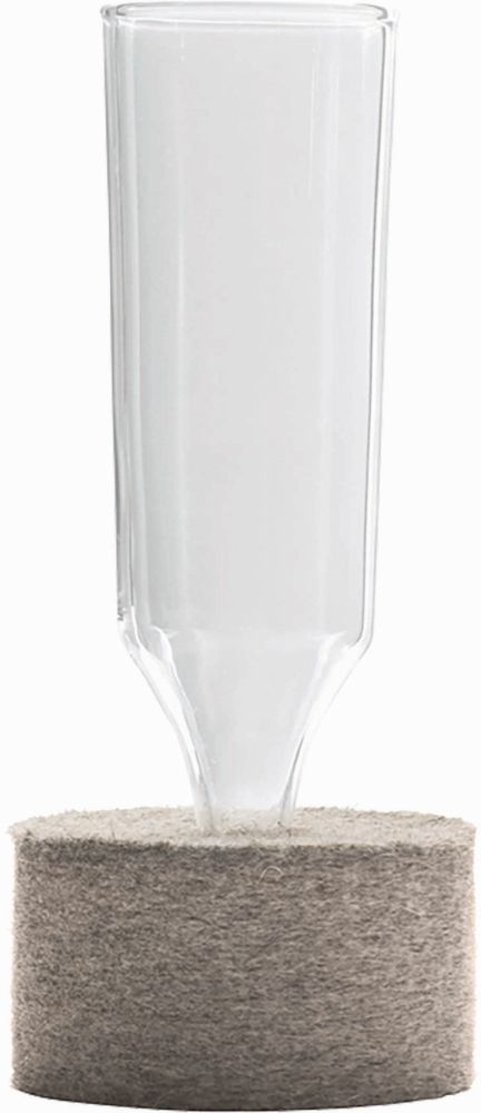 PLAYGROUND Vase schmal mit Filzsockel